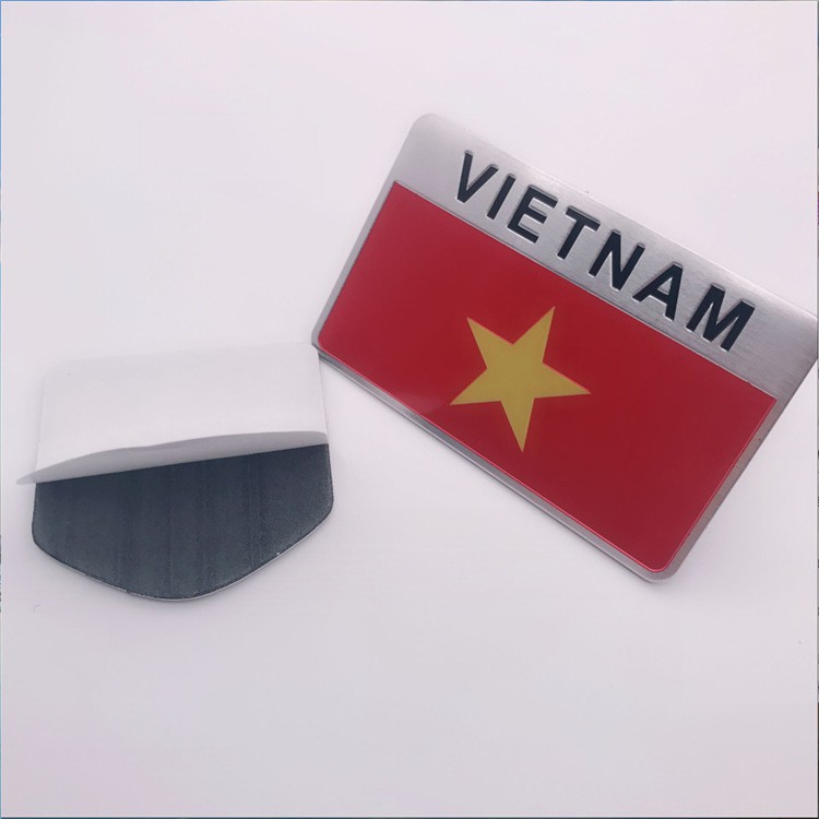 [Mã SRBACK101512 hoàn 20K xu đơn 0Đ] LoGo Biểu tượng cờ Việt Nam trang trí xe ( hợp kim ko rỉ - sơn tĩnh điện)