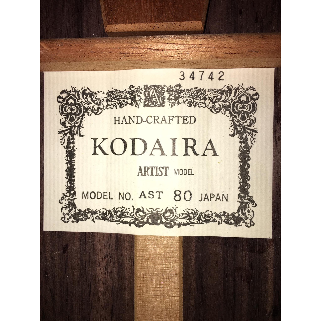 Đàn guitar classic Kodaira AST80