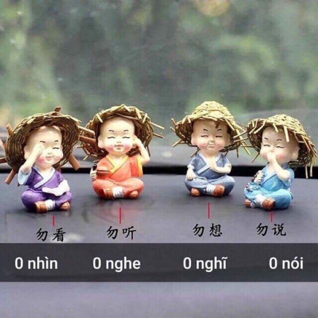 Bộ tượng tứ không đội nón