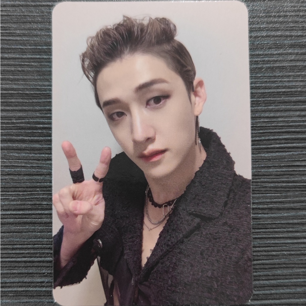 Ảnh bo góc Oddinary ver A Stray Kids