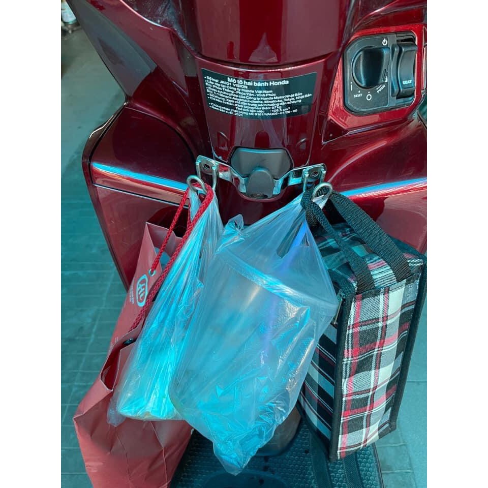 Móc treo đồ xe Vision