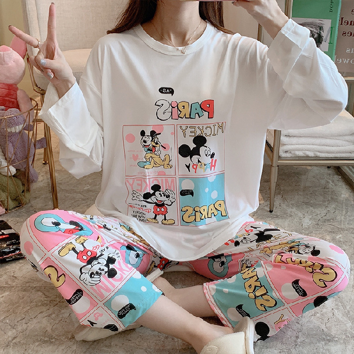 Bộ đồ ngủ gồm áo tay dài + quần dài form rộng in họa tiết hoạt hình trẻ trung | BigBuy360 - bigbuy360.vn