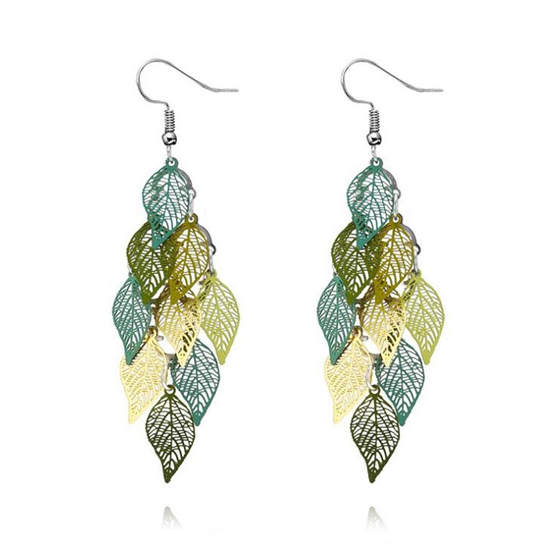 Bông tai dáng dài nhiều lớp phối tua rua phong cách boho