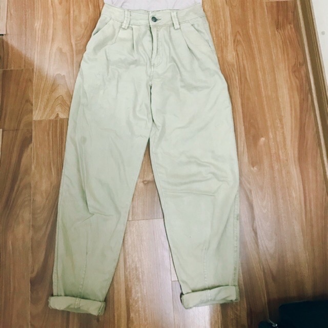 Quần bershka