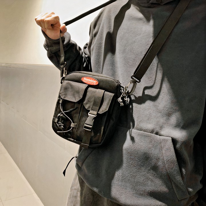 Túi đeo chéo nam 🎁𝙁𝙍𝙀𝙀 𝙎𝙃𝙄𝙋🎁 Túi đeo mini tiện lợi hợp thời trang mới nhất | BigBuy360 - bigbuy360.vn