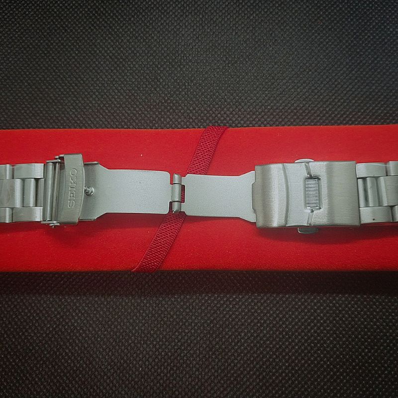 Khóa bấm thay cho dây kim loại seiko