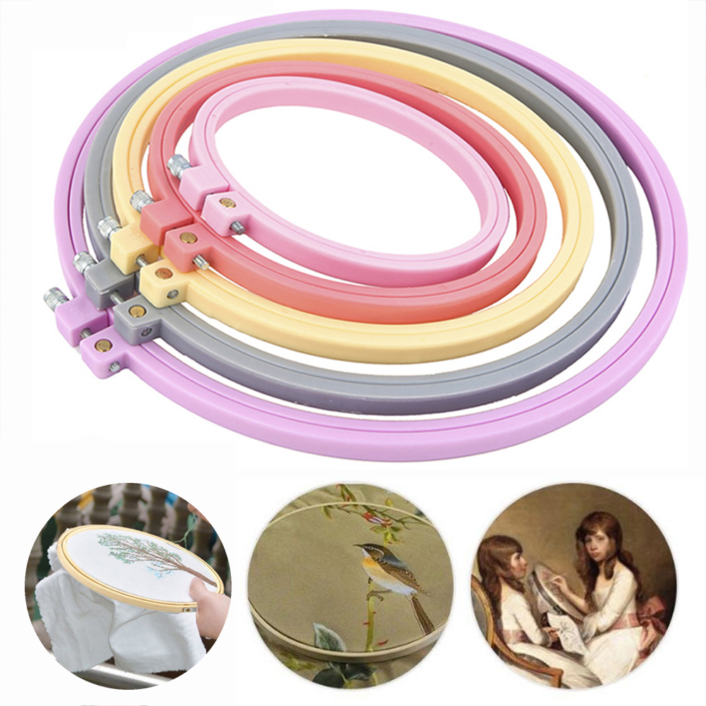 Khung thêu bằng nhựa nhiều kích cỡ tiện lợi