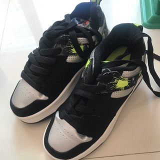 Giày trượt heelys cho bé