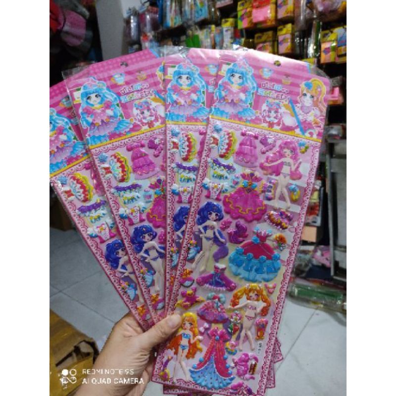 Hình dán thấy đồ búp bê cho bé