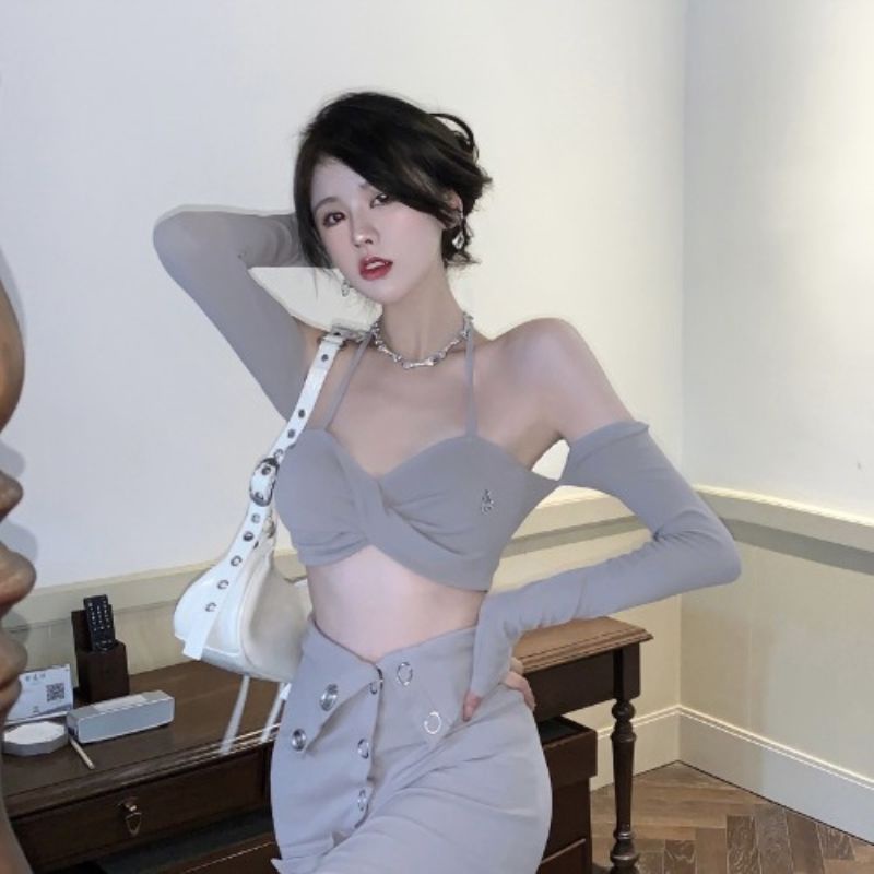 High waist shows thin and spicy girls hip half skirt + sexy slim neck top new style pure wind suit girl in spring