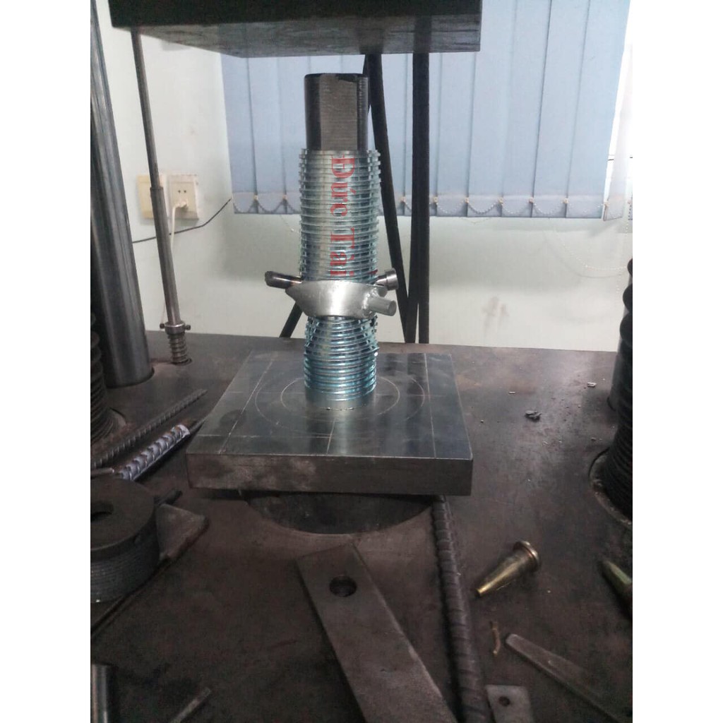 Ống ren cột chống tăng Đức Tài - Ren Tiện