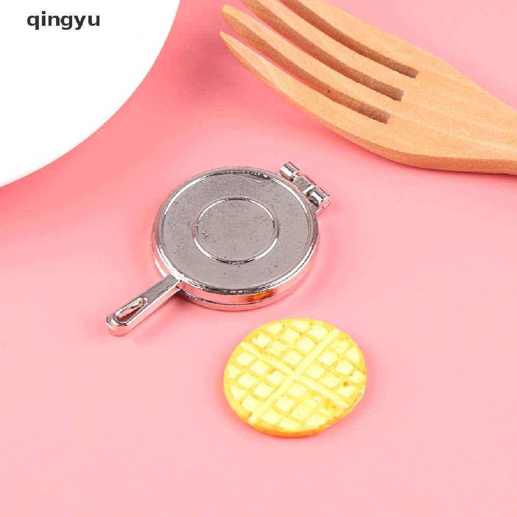 qingyu 1:12 Miniature Dollhouse Waffle mould Kitchen Dessert Food PLI