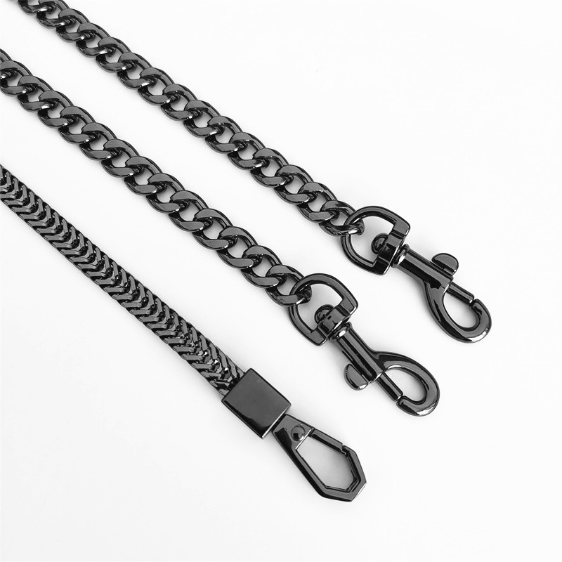 Dây Xích Bằng Sắt Bản Rộng Thay Thế Cho Túi Xách Đeo Vai
