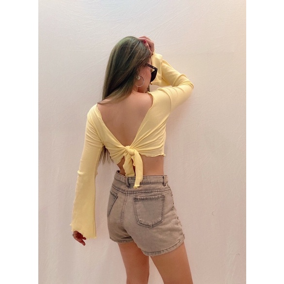 Áo croptop dài tay loe cột sau lưng vnxk