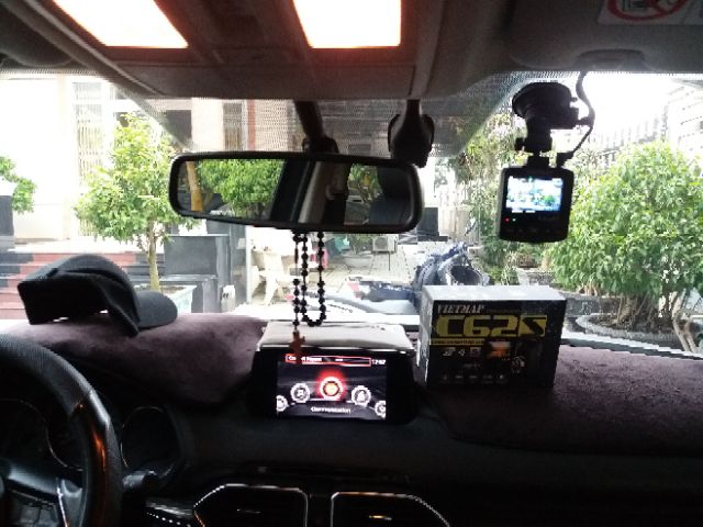 Camera hành trình ghi hình trước và sau Vietmap C62s | BigBuy360 - bigbuy360.vn