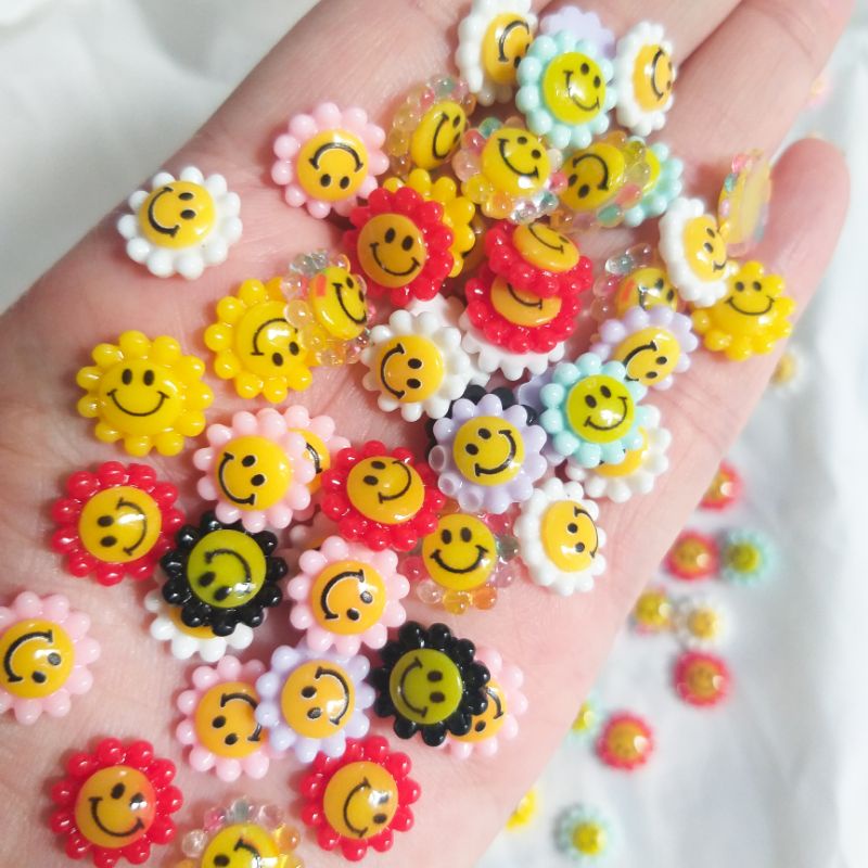 Charm mặt cười trang trí móng, charm nail - Set 8 cái
