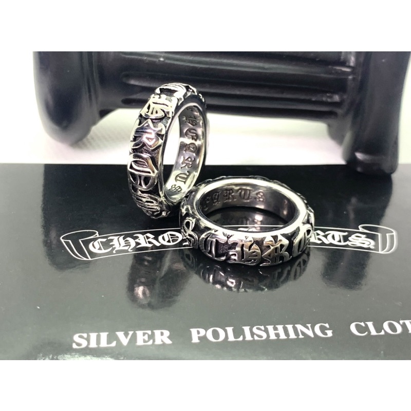 Nhẫn Chrome Heart CH bạc co bảo hành.