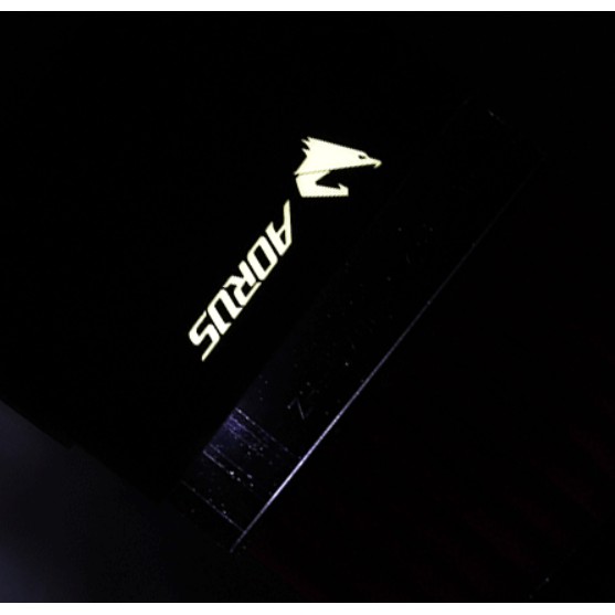 Cầu đảo góc chân nguồn 24pin mainboard có led logo Aorus