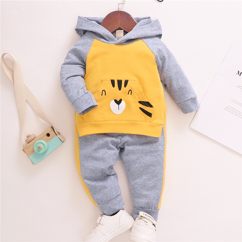 Bộ trang phục 2 món Mikrdoo dành cho trẻ sơ sinh gồm áo hoodie tay dài có nón + quần vải cotton thời trang mùa thu