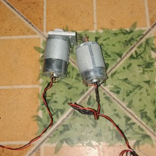 Mô tơ 550 tốc chậm chế quat.điện 12v