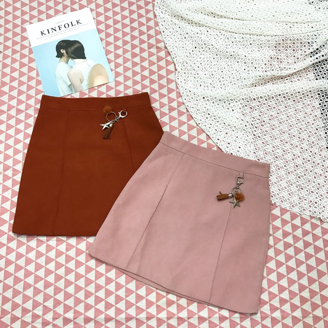 CHÂN VÁY PHỐI KHOEN NGÔI SAO HÀNG QC