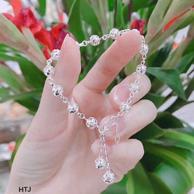 Lắc tay bạc xinh
