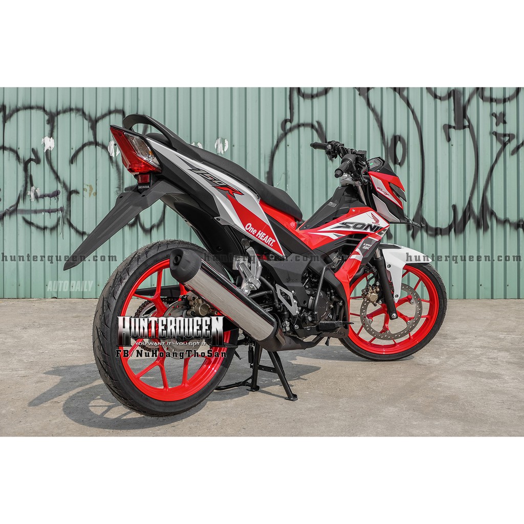 Tem in UV cao cấp. Sonic 150 đỏ trắng zin. Decal tem xe ép nhiệt kích thước chuẩn. Chất lượng, sắc nét, không bay màu.