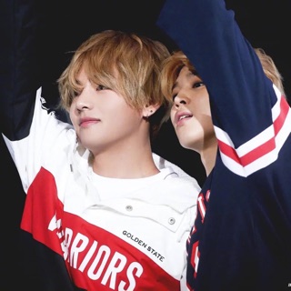 Áo khoác giống V BTS