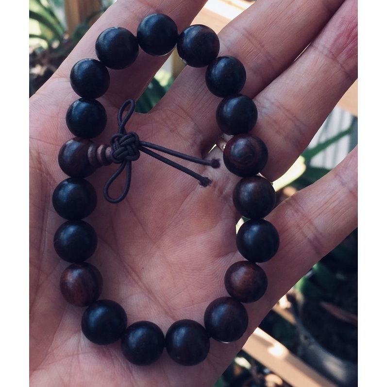 Vòng Tay Phong Thủy Gỗ Sưa Đỏ, Vân VIP thượng hạng, Mang đến tài lộc và bình an