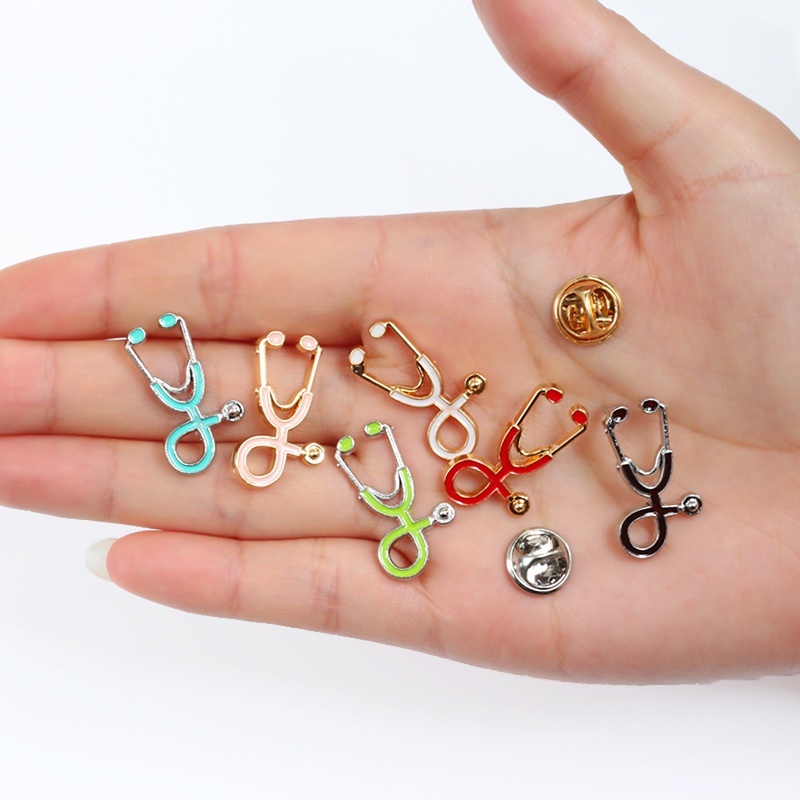Bác sĩ y tá ống nghe hình dạng trâm cài cá tính y tế trâm cài phù hiệu ghim ve áo kim loại quà tặng trang sức