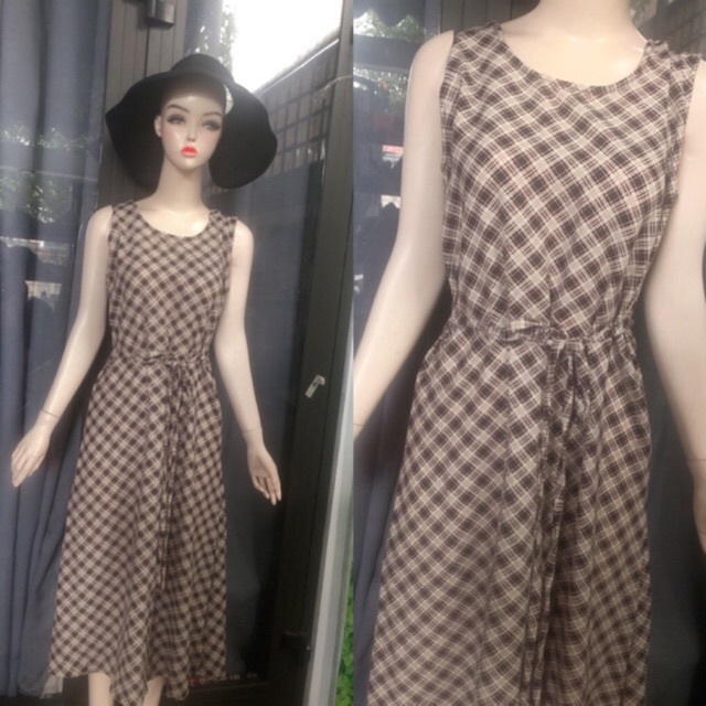 Đầm voan vintage màu nâu