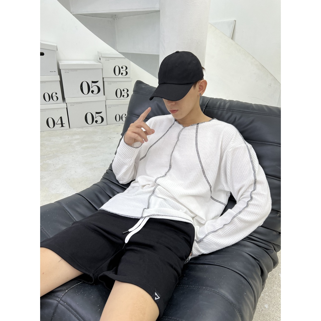 Áo ZOMBIE® Oversew Sweater - White