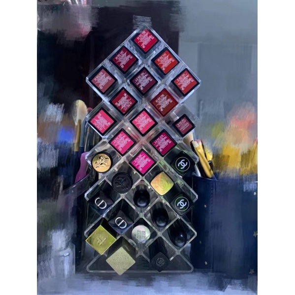 Khay đựng son hình tháp 28 ô son