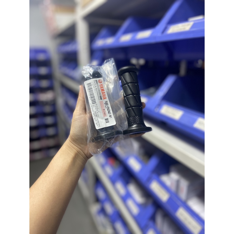 Cao su tay nắm, bao tay ga bên phải xe Jupiter, Exciter 135 chính hãng YAMAHA