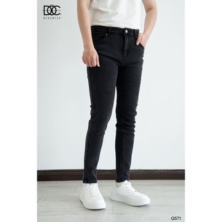 Quần skinny jean đen trơn - q571