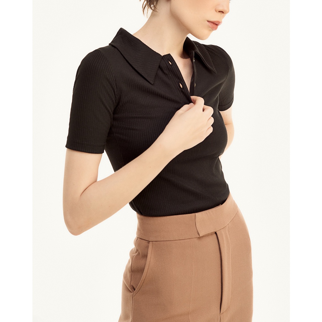 Áo thun Polo tay ngắn dáng ôm Polo Top màu đen - DEVONS STUDIO