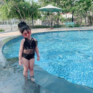 Set bikini kèm áo lưới