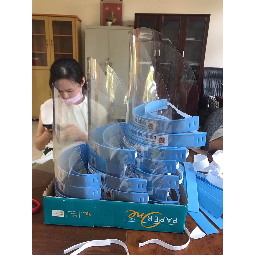 Tấm Màng mica trong suốt khổ 80 cm