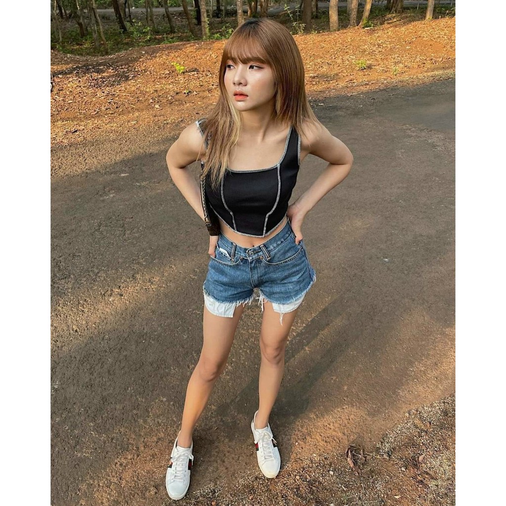 Áo croptop cổ vuông viền chỉ ngoài A5122 | BigBuy360 - bigbuy360.vn