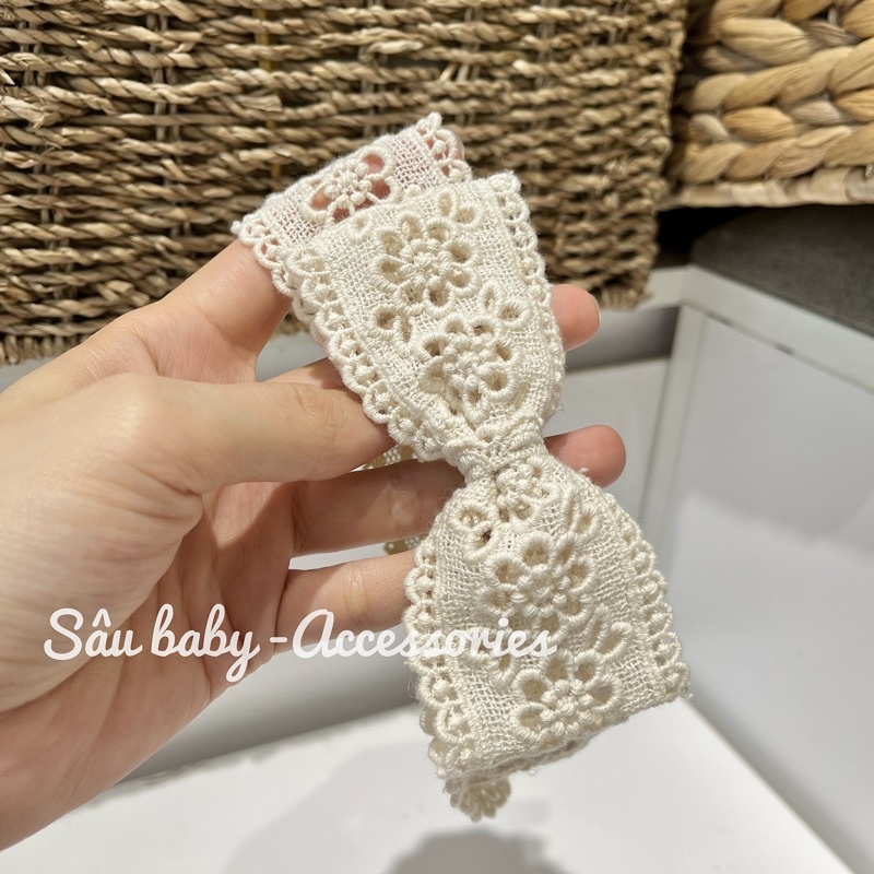 Bờm xước tóc turban vải ren hoa màu kem Hàn Quốc cho bé