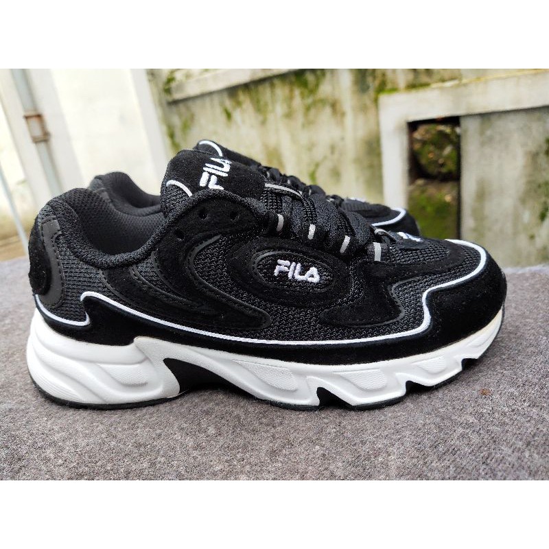 về lô giày thể thao chính hãng , size 36 . 37, 38 , 39, 40 , 41 cả nhà bơi vào chốt ạ hàng 99%