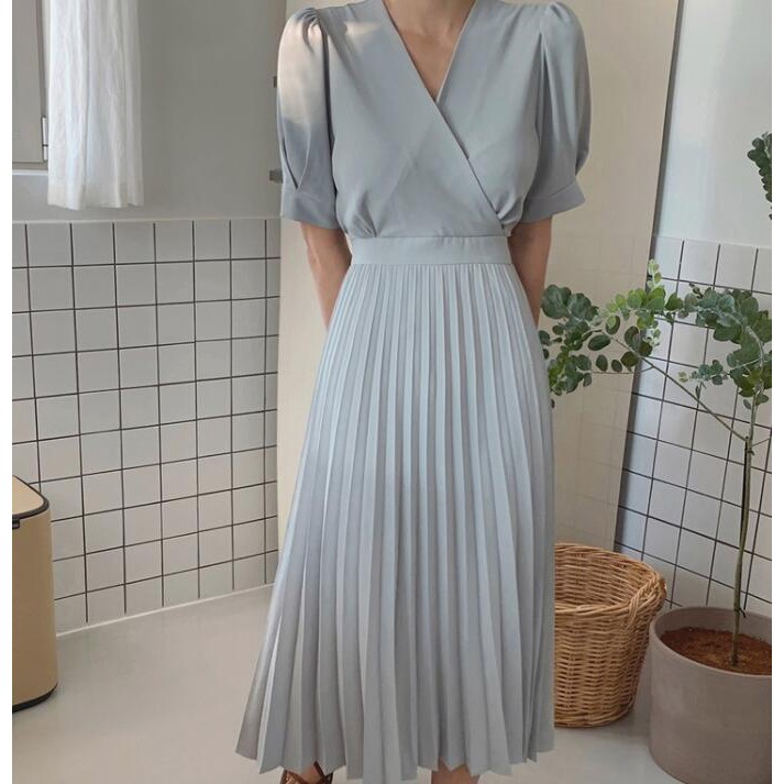 Váy midi 37453 xếp ly tay phồng cổ chữ V thanh lịch