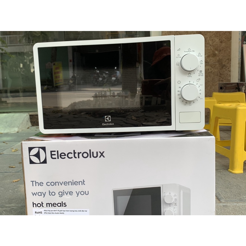 Lò vi sóng có nướng Electrolux EMG20K38GWP 20 lít - Chính Hãng