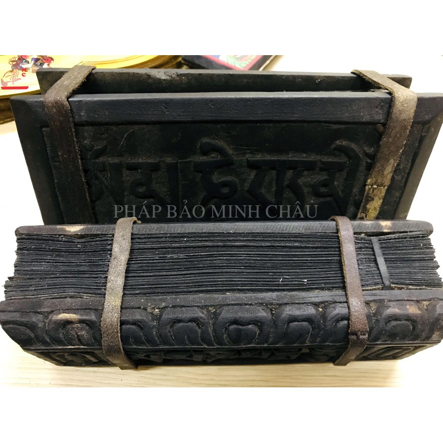 KINH ĐẠI GẢI THOÁT BÌA GỖ NEPAL 24CM X 7CM (ĐEN)
