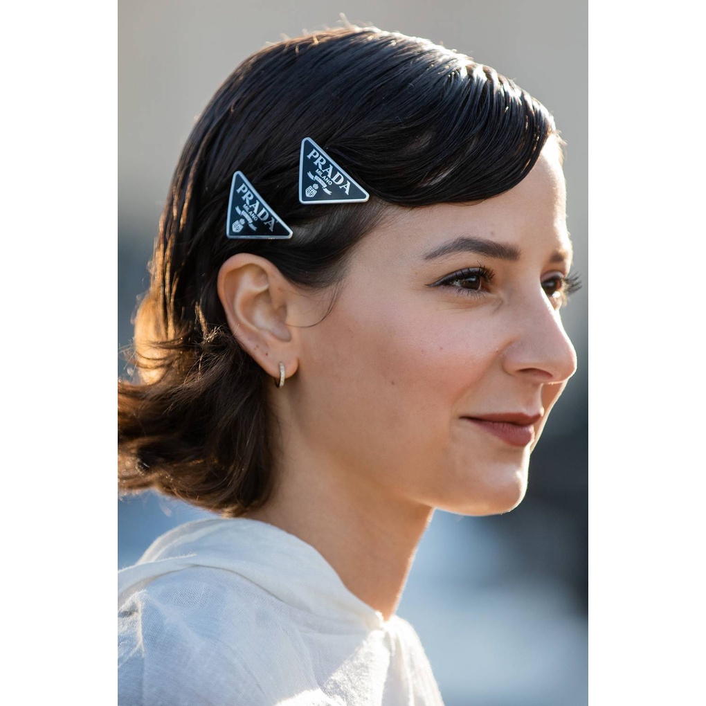 ✅Kẹp Tóc Hình Tam Giác 2 Màu Thời Trang Thương Hiệu