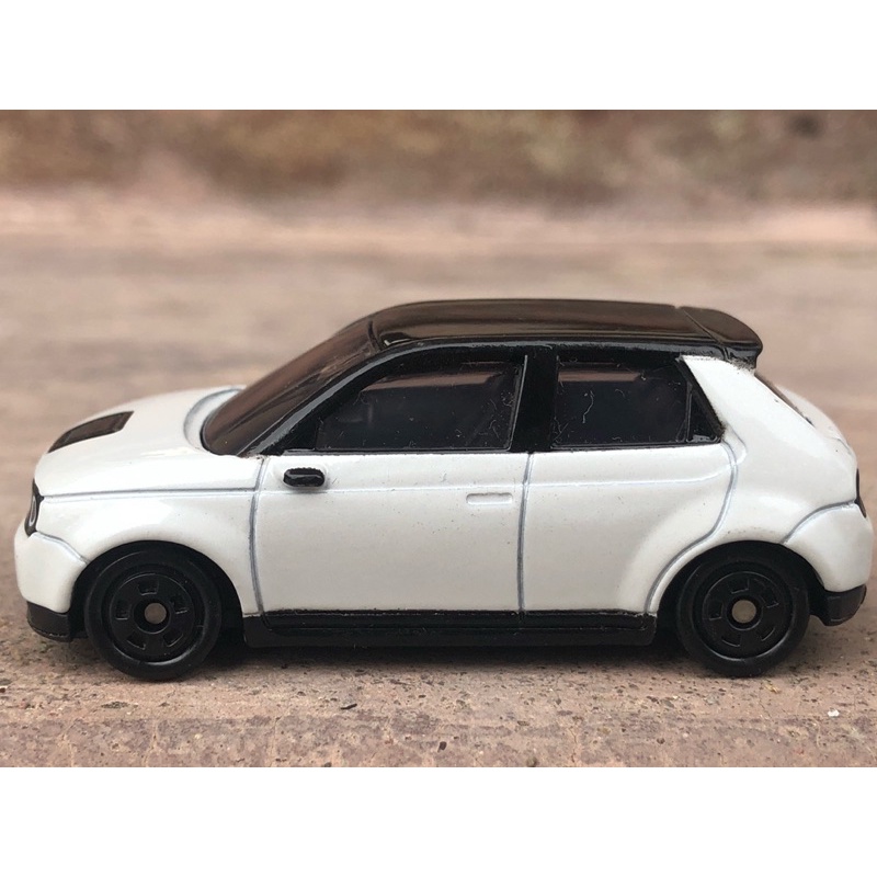 Xe Mô Hình TOMICA 1:64 siêu đẹp