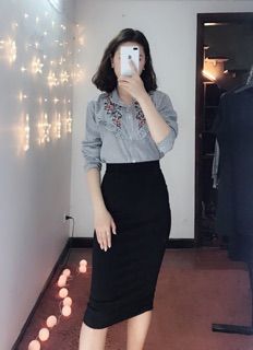 Áo sơ mi thêu hoa
