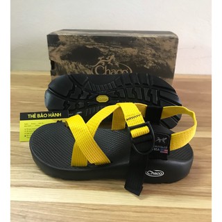 Dép Chaco Uniex màu vàng phối đen