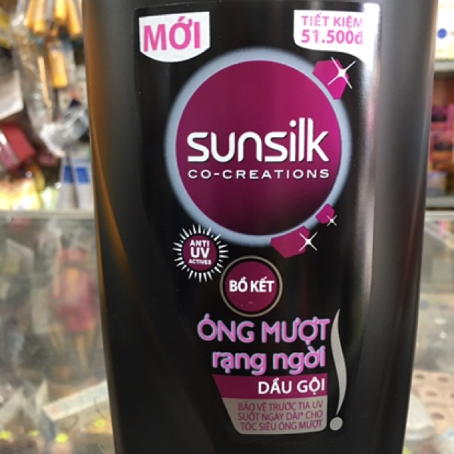 Dầu gội Sunsilk óng mượt rạng ngời 900g (874ml)