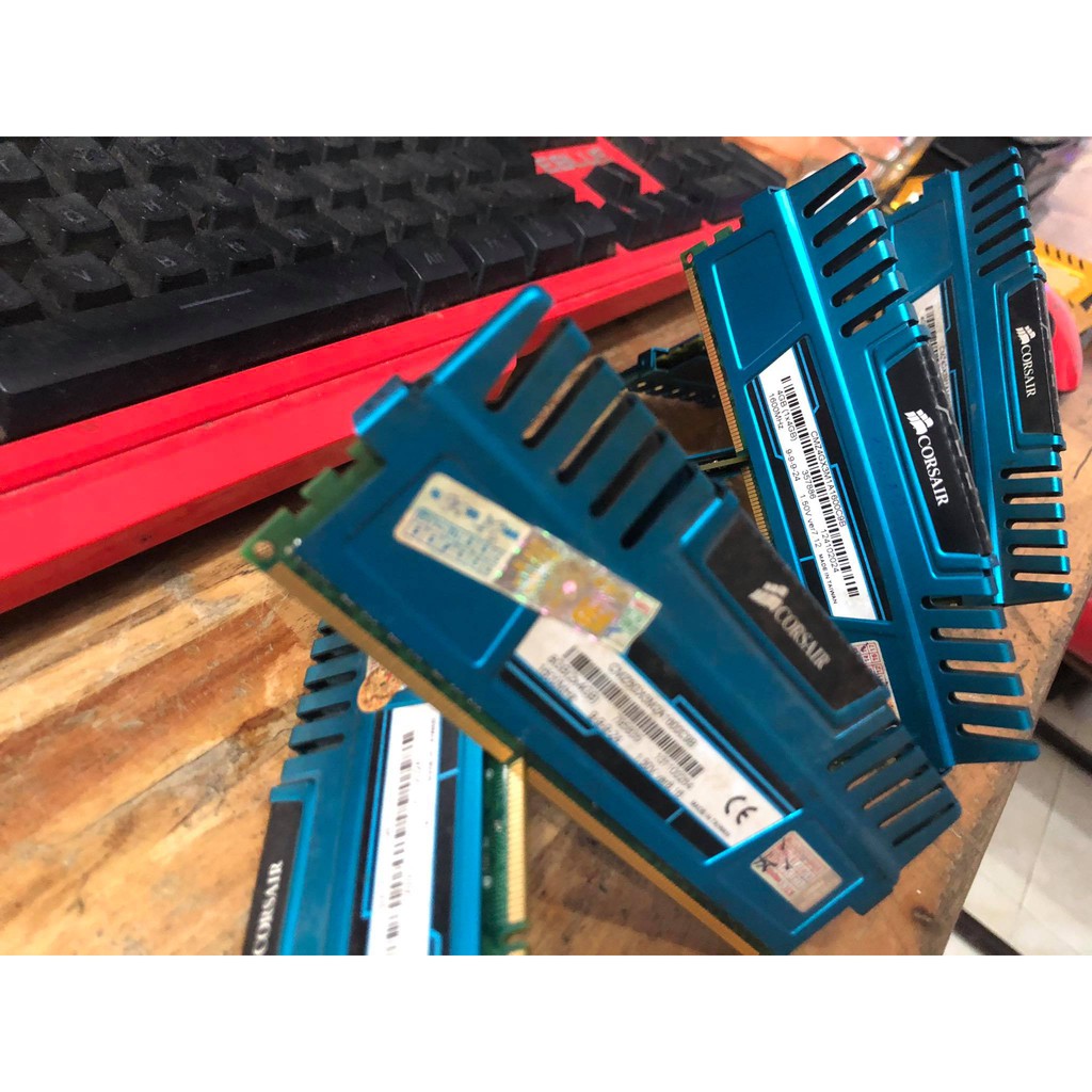 Ram corsair 4g bus 1600 tản xanh đỏ đen
